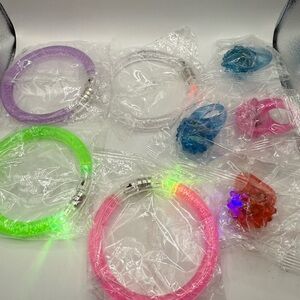 Glow Bracelets & Rings lot of (8) all working and glowing with on and off button